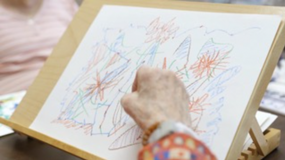 Four Reasons Why Art Therapy is Effective With Older Americans